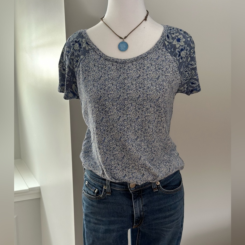 Lucky floral top